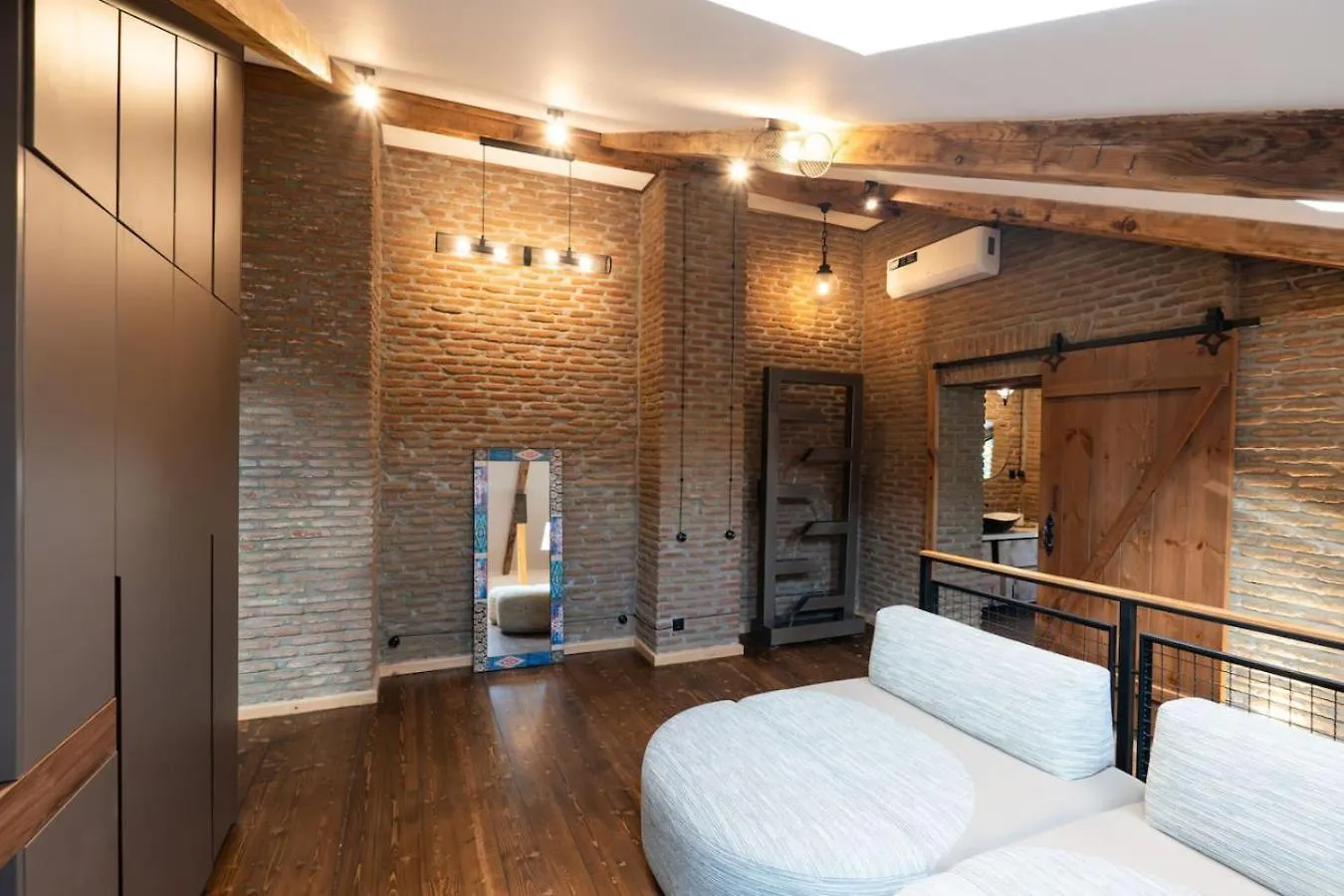 Apartment Heritage Haven - Vintage Charm And Modern Style Tbilisi